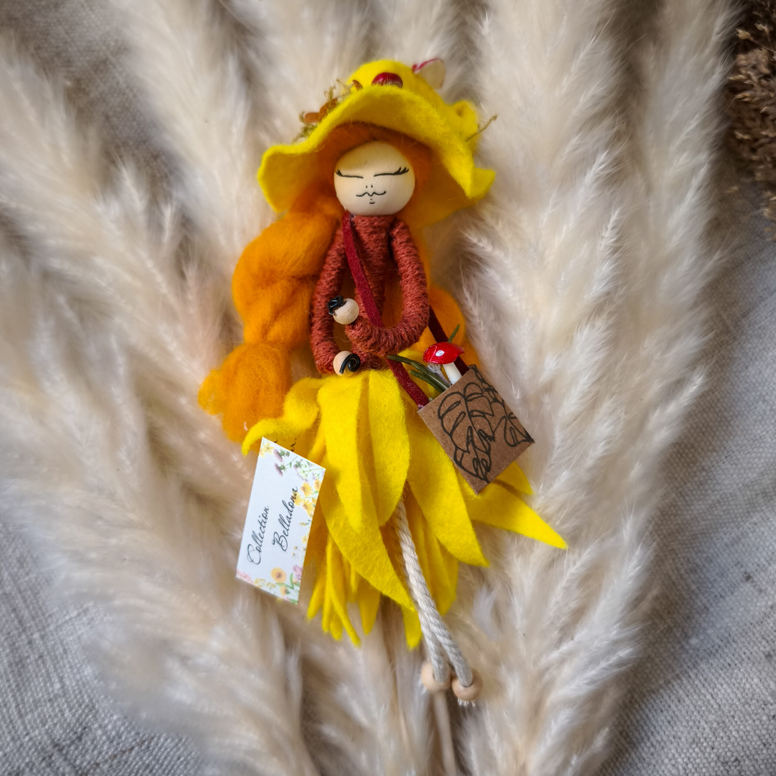 sorcière décorative artisanale