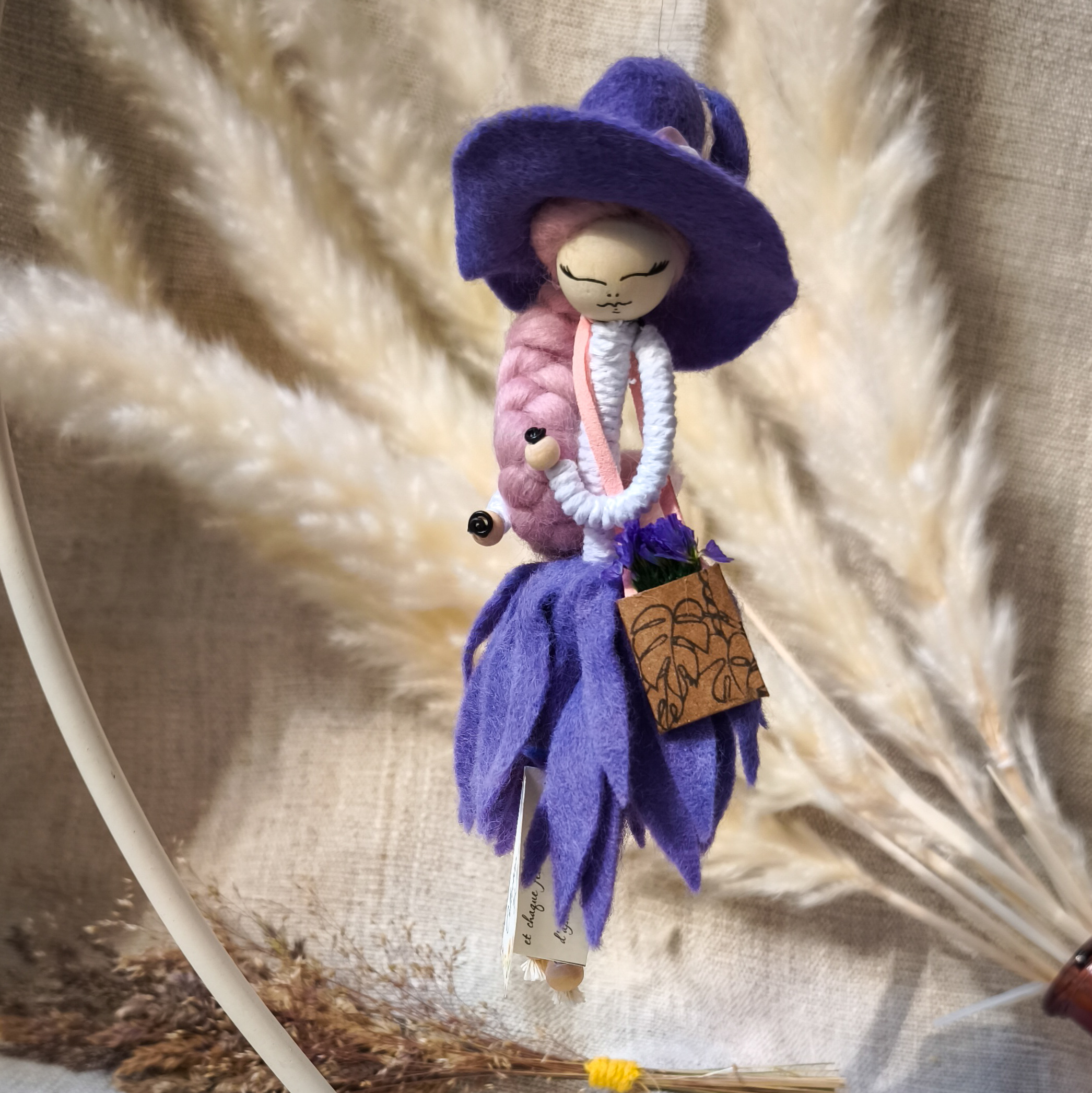 sorcière décorative artisanale