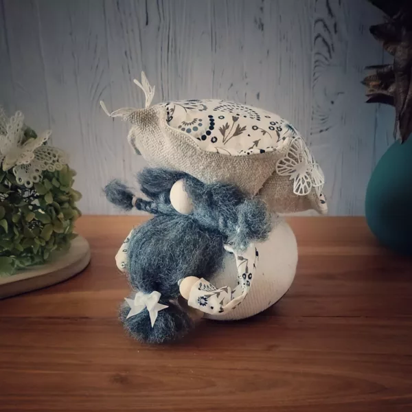 gnome en chaussette et tissus