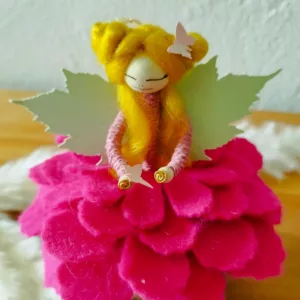 Fée fleur rose